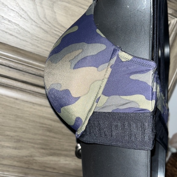 Front Close Racerback Camo Bra - Picture 3 of 3